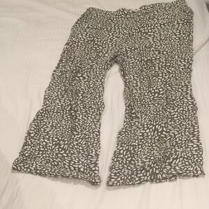 LOFT Olive and White Patterned Pants